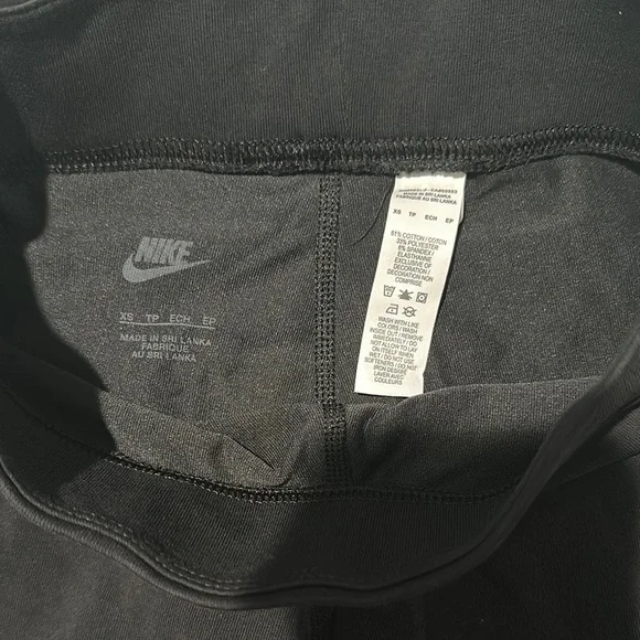 NWOT Nike Athletic Shorts - Picture 2 of 4